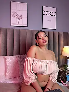 LilyFoox online show from May 26, 2026, 12:56 pm