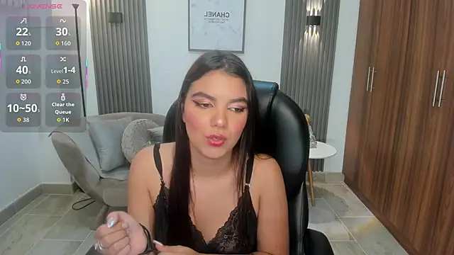 angelica-moon online show from June 2, 2026, 8:00 pm