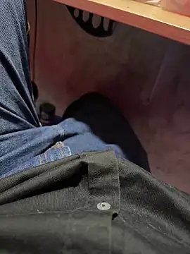 fabianvergon94 online show from April 27, 2026, 6:50 pm