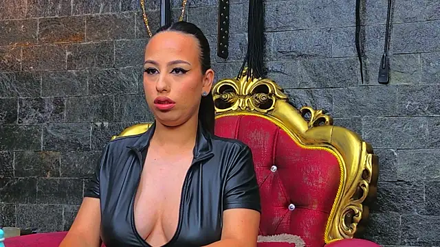 AriannaNoir online show from May 25, 2026, 5:02 am