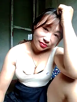 Tieuthu2 online show from May 2, 2026, 3:33 am