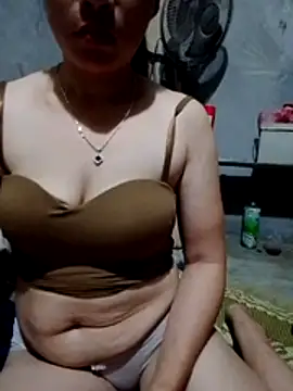 Snapshot of Tieuthu2 chatting on June 8, 2026, 4:18 pm Tieuthu2 online show from June 8, 2026, 4:18 pm