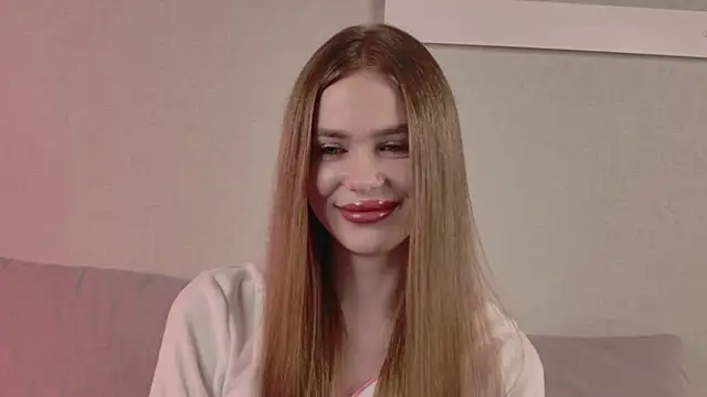 Snapshot of AnayaLowe chatting on May 31, 2026, 11:06 am AnayaLowe online show from May 31, 2026, 11:06 am