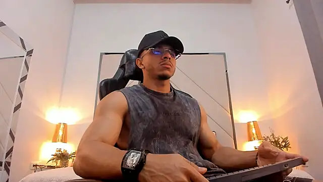 Jayden VanceJS online show from June 24, 2026, 5:28 am