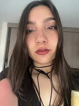 Soffy 20 online show from April 27, 2026, 5:33 pm