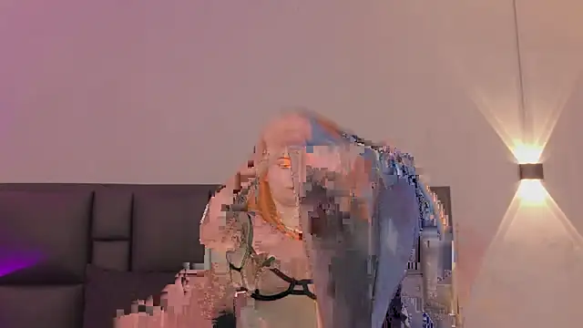 JadeHearrt online show from May 22, 2026, 6:35 pm