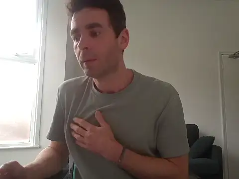 frenchbdmaninlondon online show from May 19, 2026, 1:39 pm