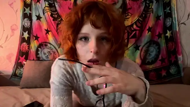 solarya redfox online show from May 17, 2026, 2:31 am