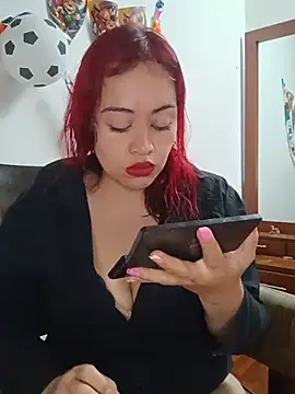 Snapshot of Amaranta-Luque chatting on June 25, 2026, 4:22 pm Amaranta-Luque online show from June 25, 2026, 4:22 pm