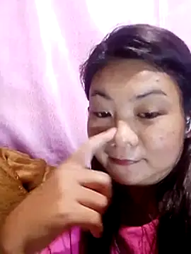 Snapshot of eljhenx chatting on July 14, 2026, 5:23 am eljhenx online show from July 14, 2026, 5:23 am