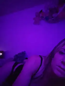 LillyXLust online show from May 15, 2026, 12:39 am