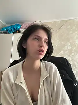 sennie x online show from April 28, 2026, 11:04 am