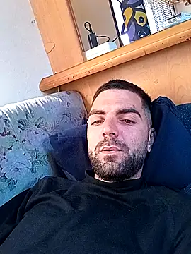 alieno napoletano online show from May 9, 2026, 8:30 am