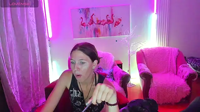 Snapshot of MaryRapunzel chatting on July 19, 2026, 7:17 pm MaryRapunzel online show from July 19, 2026, 7:17 pm