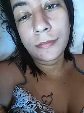 Exmeralda333 online show from April 20, 2026, 1:36 pm