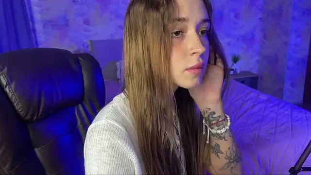 Tiana Belle online show from May 22, 2026, 1:13 am