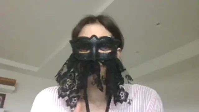 HelenTiAscolta online show from April 29, 2026, 6:36 pm
