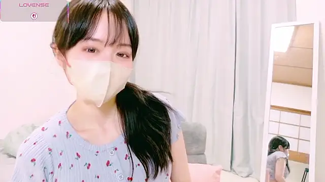 mayu chan  online show from May 25, 2026, 12:00 pm