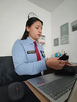 Queen linda1 online show from May 19, 2026, 12:11 pm