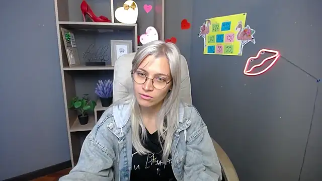 RubyDaviss online show from May 6, 2026, 5:57 am