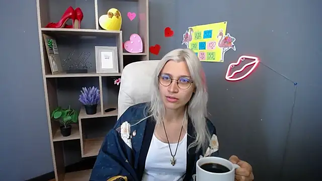 RubyDaviss online show from May 10, 2026, 6:18 am