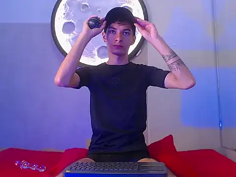 Yefersonyoss online show from May 8, 2026, 8:25 pm
