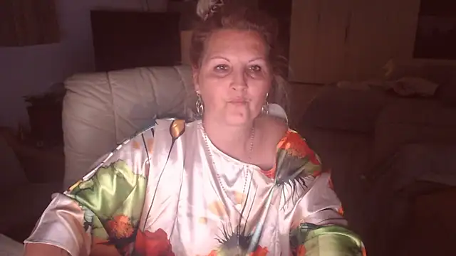 Divineblond online show from September 19, 2025, 10:54 pm