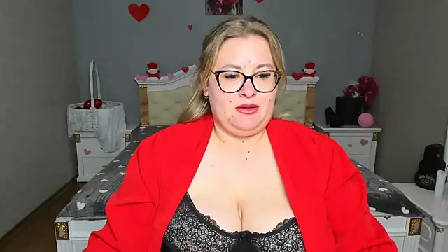 IrenRori online show from April 23, 2026, 6:36 am