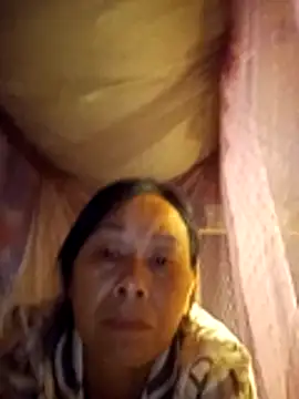 Ari-Na9 online show from June 3, 2026, 2:33 pm