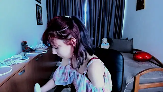 MiniLysii online show from May 29, 2026, 5:49 am