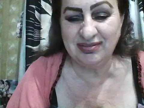Snapshot of LoaqLovew chatting on June 29, 2026, 7:36 am LoaqLovew online show from June 29, 2026, 7:36 am