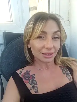 SofiaLace online show from May 27, 2026, 3:31 pm