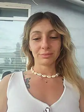 SofiaLace online show from July 8, 2026, 11:58 am