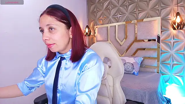 stephaniesun  online show from June 5, 2026, 1:17 pm