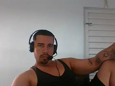 Snapshot of feboapolo chatting on April 25, 2026, 3:09 pm feboapolo online show from April 25, 2026, 3:09 pm
