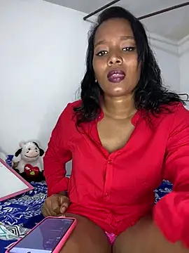 Stefany 03  online show from May 12, 2026, 10:29 pm