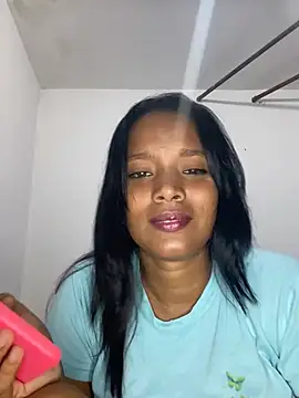 Stefany 03  online show from May 13, 2026, 11:22 pm