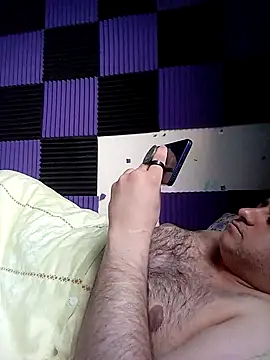 bearfilms online show from April 23, 2026, 4:46 am