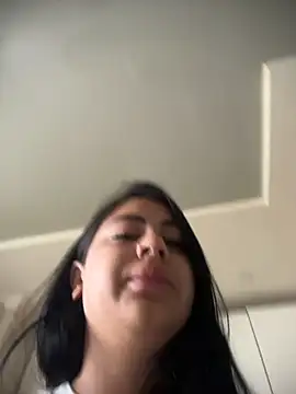 Snapshot of LilyLovell chatting on June 12, 2026, 8:13 am LilyLovell online show from June 12, 2026, 8:13 am