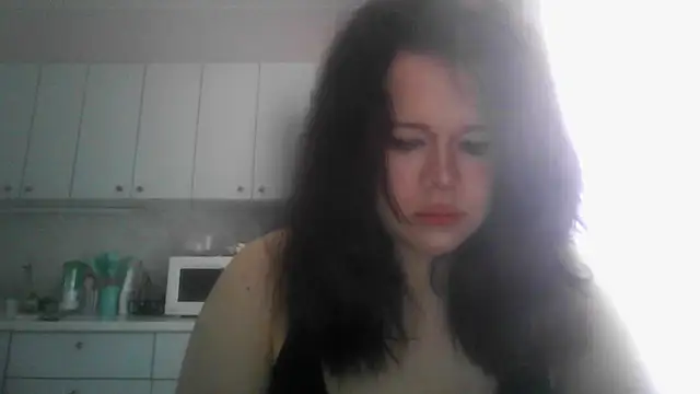 Amanda Mia  online show from May 7, 2026, 8:31 am