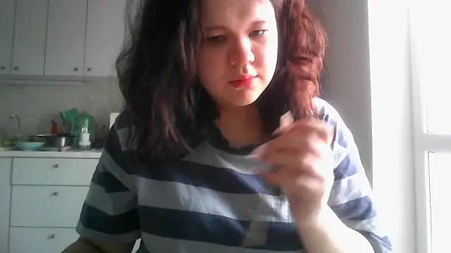 Amanda Mia  online show from May 13, 2026, 8:34 am