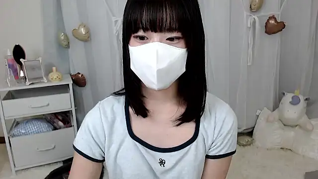 Snapshot of mii__tan chatting on May 4, 2026, 6:09 am mii tan online show from May 4, 2026, 6:09 am