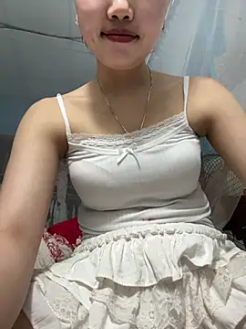 Snapshot of Miu-lete chatting on May 19, 2026, 6:25 pm Miu-lete online show from May 19, 2026, 6:25 pm