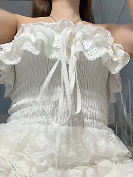 Snapshot of Miu-lete chatting on May 20, 2026, 11:38 am Miu-lete online show from May 20, 2026, 11:38 am