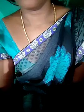 Tamil Hot HoneyBee online show from May 4, 2026, 2:02 pm