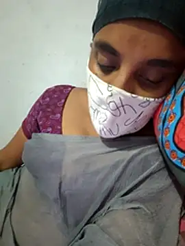 Tamil Hot HoneyBee online show from May 14, 2026, 5:53 pm