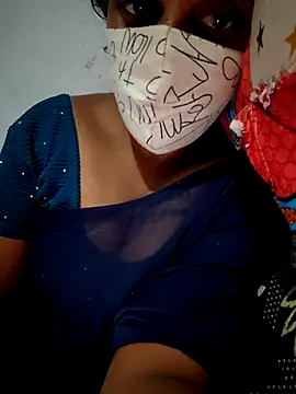 Tamil Hot HoneyBee online show from May 31, 2026, 7:59 pm