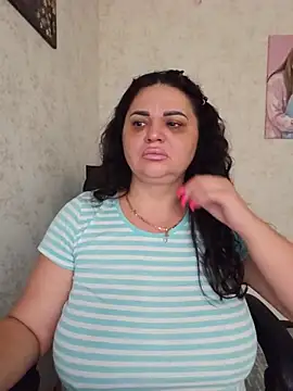 -CUTE-EVVIL- online show from June 13, 2026, 7:17 am