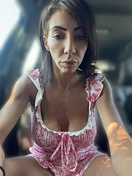 Yasmiinee online show from July 9, 2026, 1:15 pm