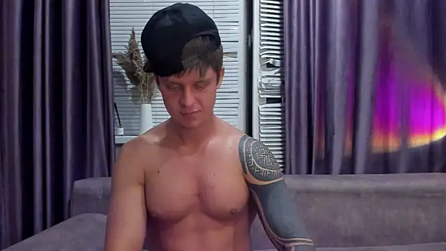 Snapshot of MarcoErra chatting on May 29, 2026, 5:11 pm MarcoErra online show from May 29, 2026, 5:11 pm